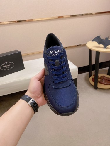 プラダ靴コピー 大人気2023新品 PRADA メンズ スニーカー