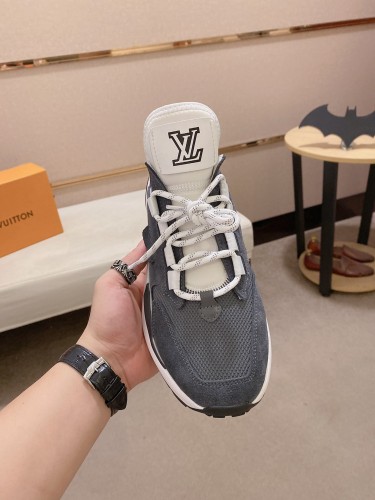 ルイヴィトン靴コピー 大人気2023新品 Louis Vuitton メンズ スニーカー