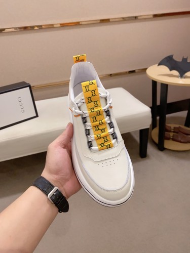 ルイヴィトン靴コピー 定番人気2023新品 Louis Vuitton メンズ スニーカー
