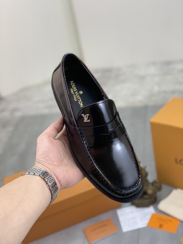 ルイヴィトン靴コピー2023新品注目度NO.1 Louis Vuitton メンズ 革靴