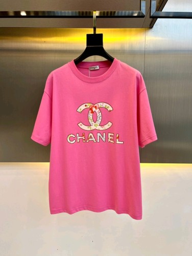 シャネル2023春夏新商品遊び心のあるアルファベットのプリント丸襟のゆったりした半袖Tシャツです