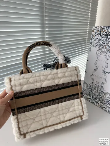 フェンディバッグコピー 定番人気2023新品 FENDI レディース トートバッグ
