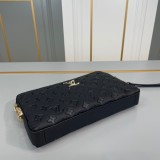 注目アイテム♡ 2024 ルイヴィトン 新作クラッチバッグコピー