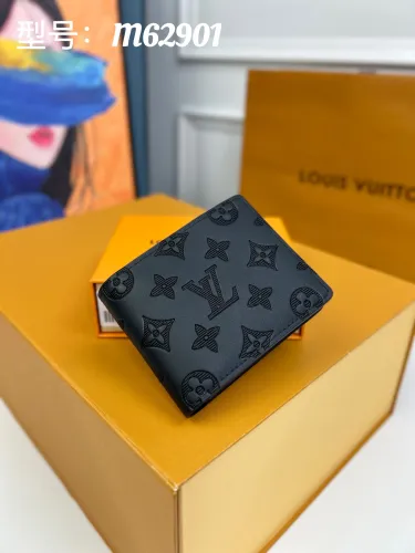 世界中で大人気♪ 最高級 ルイヴィトン メンズ 折り財布 コピー M62901