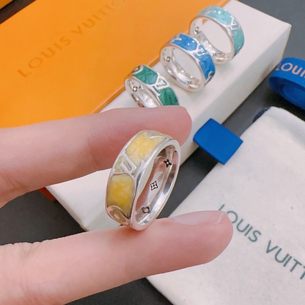 すぐ届く ルイヴィトン 指輪 スーパーコピー
