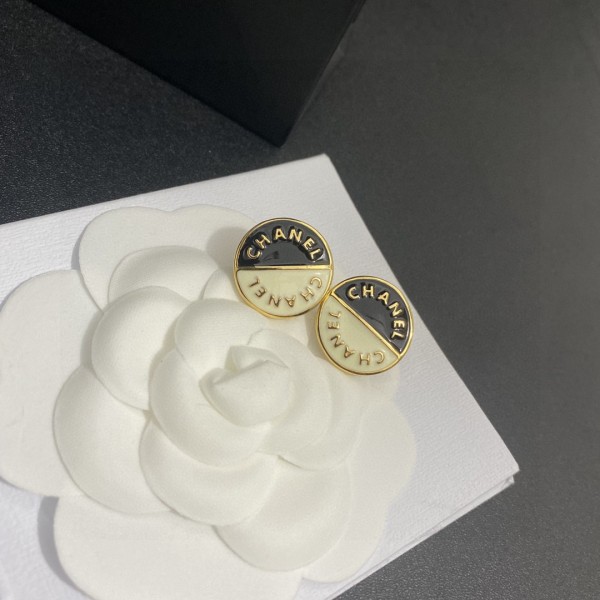 超希少！シャネル ピアス コピー