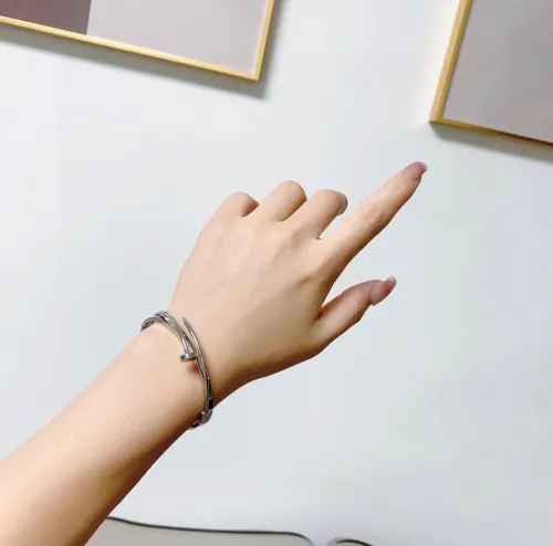 激安価格！カルティエ ブレスレット 18k コピー