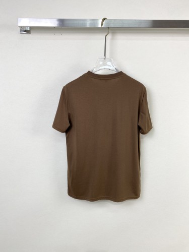 目を惹くカラー 2024 ジョルジオアルマーニ 新作 半袖Tシャツ スーパーコピー 5色