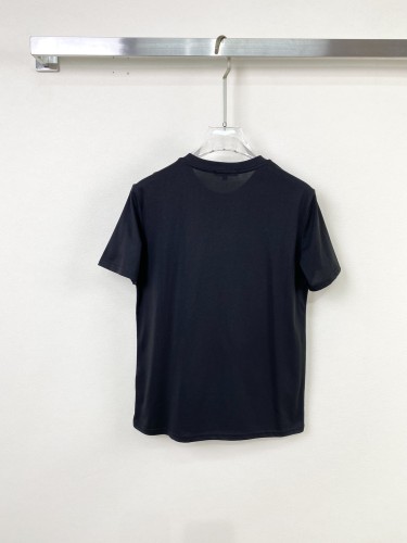 【即発】★ 2024 フェンディ 新作 半袖Tシャツ コピー 4色