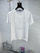 注目アイテム♡ 2024 ヴェルサーチェ 新作 半袖Tシャツ スーパーコピー