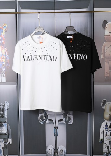 完売必至 2024 ヴァレンティノ 新作 半袖Tシャツ 偽物