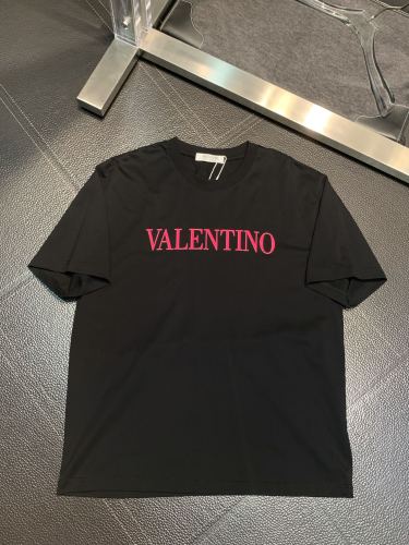 目を惹くカラー 2024 ヴァレンティノ 新作 半袖Tシャツ 偽物 2色