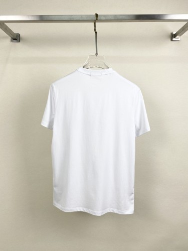 人気急上昇 2024 ジョルジオアルマーニ 新作 半袖Tシャツ コピー 3色