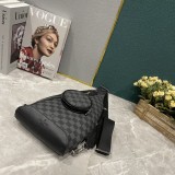 入手困難品！ルイヴィトン メンズ ボディバッグ コピー