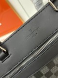 使い勝手良 2024 ルイヴィトン 新作ブリーフケース 偽物