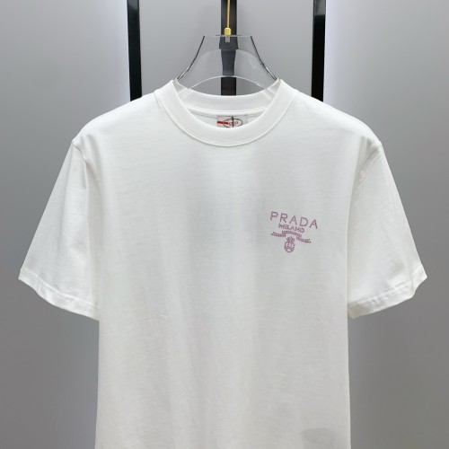 ☆超人気☆ 2024 プラダ 新作 半袖Tシャツ 偽物