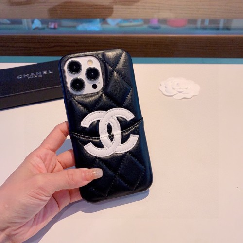 完売必至 ★ 2024 シャネル 新作 iPhone ケース 全機種 販売 偽物