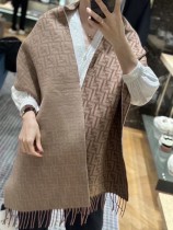 入手困難！2024 フェンディ新作 マフラー ウール コピー