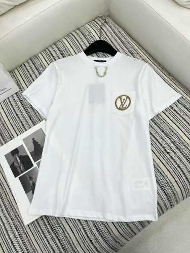 最安値挑戦 2025 ルイヴィトン 新作 半袖Tシャツ コピー