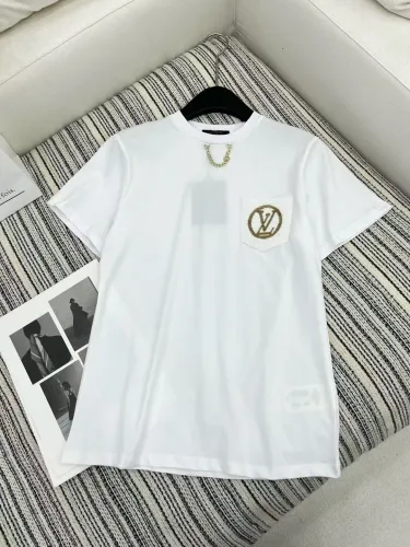 注目度抜群！2025 ルイヴィトン 新作 半袖Tシャツ 偽物