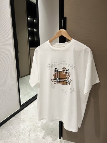 肌触り最高な 2025 バーバリー 新作 半袖Tシャツ 偽物