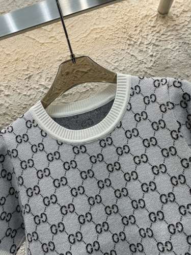【大特価】2025 グッチ 新作 半袖Tシャツ スーパーコピー 3色