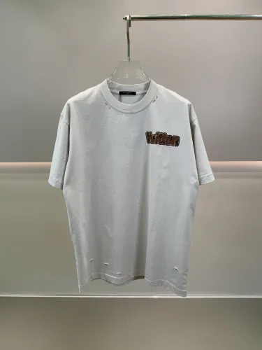 高品質 2025 ルイヴィトン 新作 半袖Tシャツ コピー