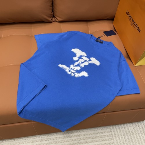 世界中で大人気♪ 2025 ルイヴィトン 新作 半袖Tシャツ 偽物