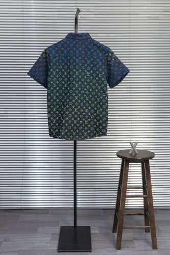 おすすめ 2025 ルイヴィトン 新作 半袖Tシャツ コピー