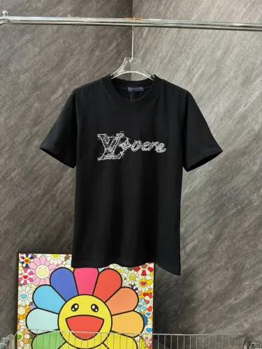 完売必至 2025 ルイヴィトン 新作 半袖Tシャツ 偽物 2色