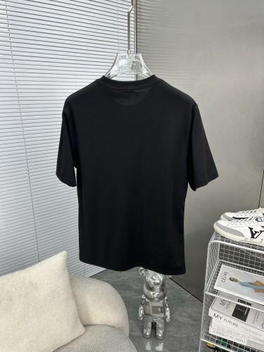 人気爆発☆ 2025 モンクレール 新作 半袖Tシャツ コピー 2色
