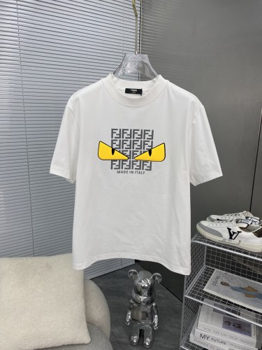 【即発】★ 2025 フェンディ 新作 半袖Tシャツ 偽物  2色