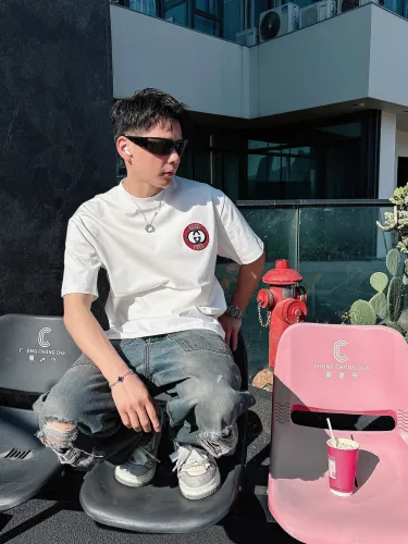 【使い勝手抜群】2025 グッチ 新作 半袖Tシャツ 偽物
