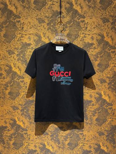 定番人気！2025 グッチ 新作 半袖Tシャツ スーパーコピー