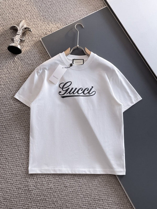 超限定♪ 2025 グッチ 新作 半袖Tシャツ スーパーコピー