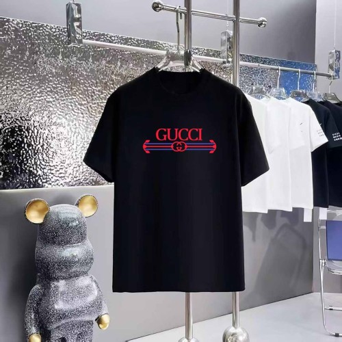 肌触り最高な 2025 グッチ 新作 半袖Tシャツ コピー