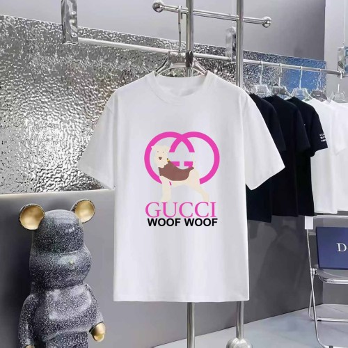 希少♪限定 2025 グッチ 新作 半袖Tシャツ 偽物