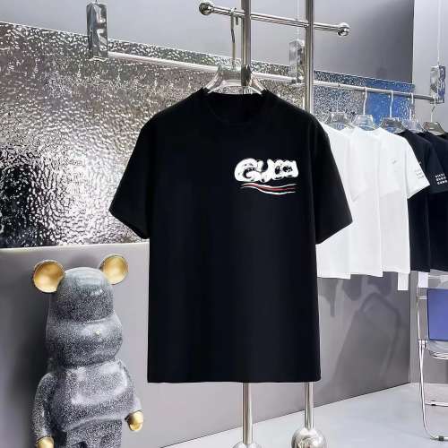 日本未入荷 2025 グッチ 新作 半袖Tシャツ スーパーコピー