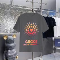入手困難！2025 グッチ 新作 半袖Tシャツ スーパーコピー