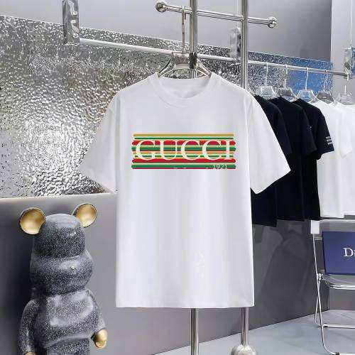 争奪戦 2025 グッチ 新作 半袖Tシャツ コピー