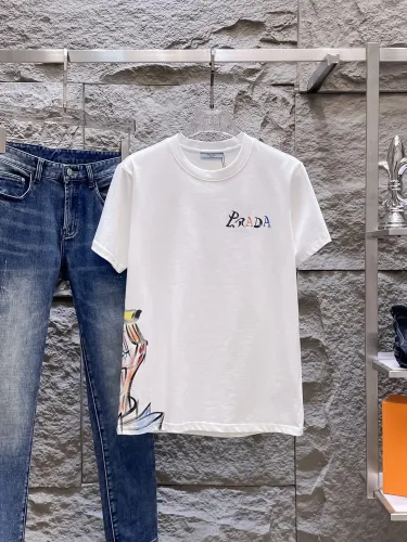 人気No1 2025 プラダ 新作 半袖Tシャツ コピー