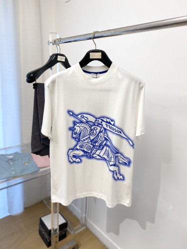 一目惚れ♪ 2025 バーバリー 新作 半袖Tシャツ コピー