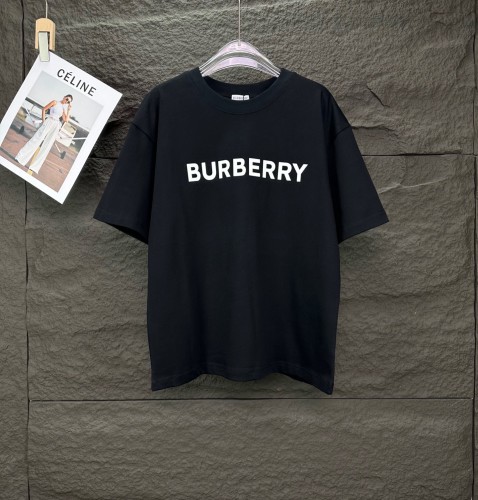 すぐ届く 2025 バーバリー 新作 半袖Tシャツ 偽物