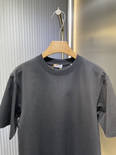一目惚れ♪ 2025 バーバリー 新作 半袖Tシャツ スーパーコピー