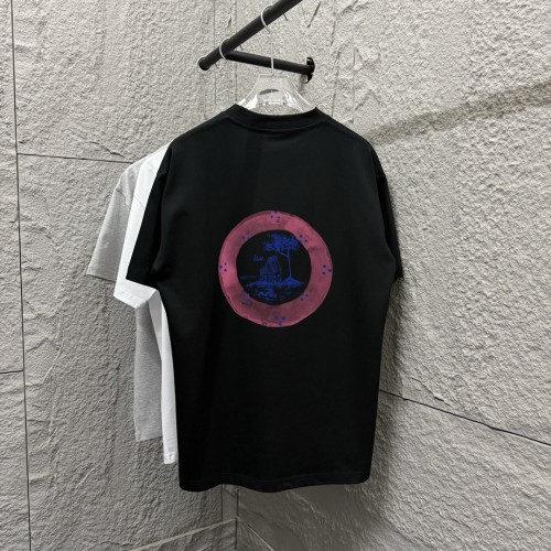 人気急上昇 2025 ディオール 新作 半袖Tシャツ 偽物