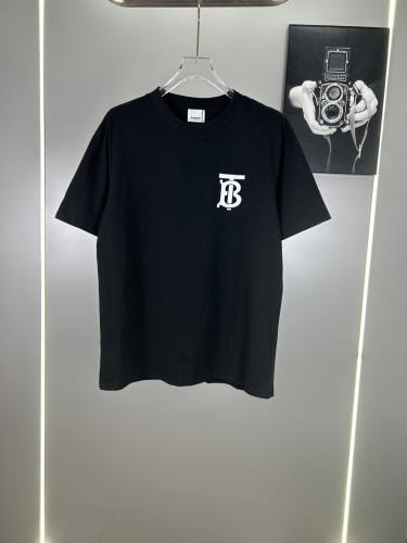 人気急上昇新作 2025 バーバリー 新作 半袖Tシャツ 偽物