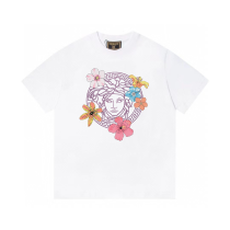 累積売上総額第１位！2025 ヴェルサーチェ 新作 半袖Tシャツ スーパーコピー