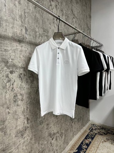人気急上昇新作 2025 プラダ 新作 半袖Tシャツ スーパーコピー
