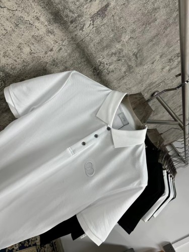 人気急上昇新作 2025 プラダ 新作 半袖Tシャツ スーパーコピー