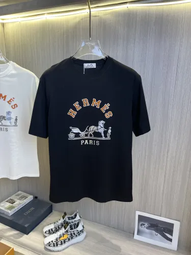 即発送！ 2025 エルメス 新作 半袖Tシャツ コピー 2色